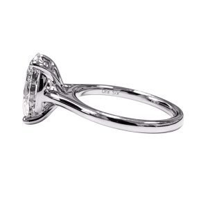 Alternative view of Oval Shaped 4 Prong Classic