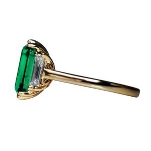 Alternative view of Emerald and Diamond Trinity Ring