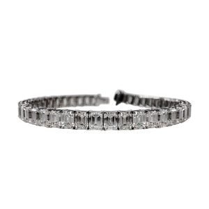 Emerald Cut 4 Prong Classic Box